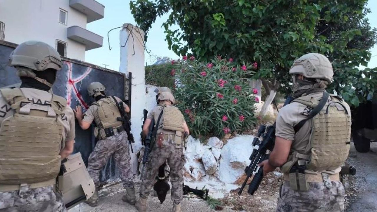 Kızkalesi'nde fuhuş operasyonu: 50 milyon TL'lik mal varlığına el konuldu