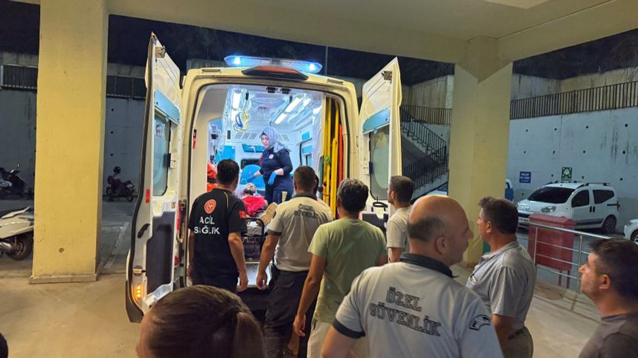 Gazipaşa'da yol yapımında dinamit patlaması sonucu işçi ağır yaralandı