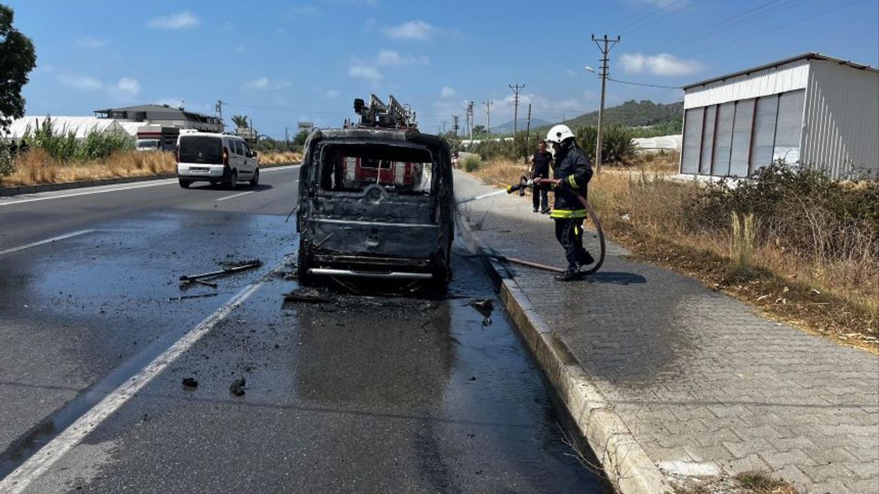 Motor bölümünde çıkan yangın aracı kül etti!