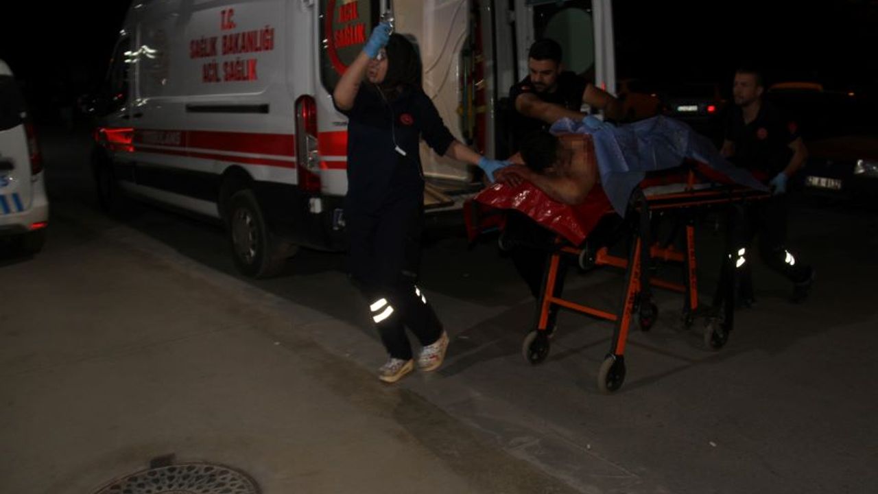 Konya'da halı saha çıkışı bıçaklı saldırı!