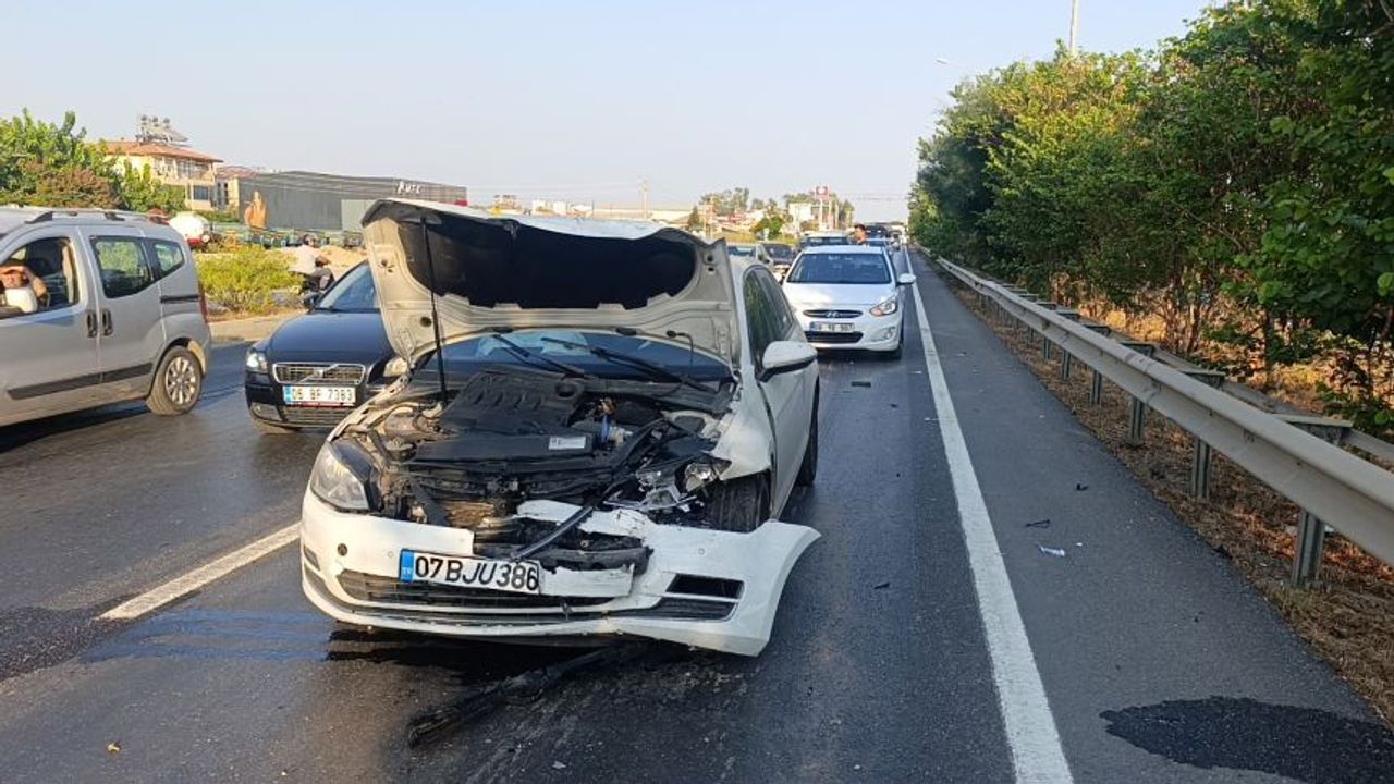 Manavgat'ta zincirleme kaza!
