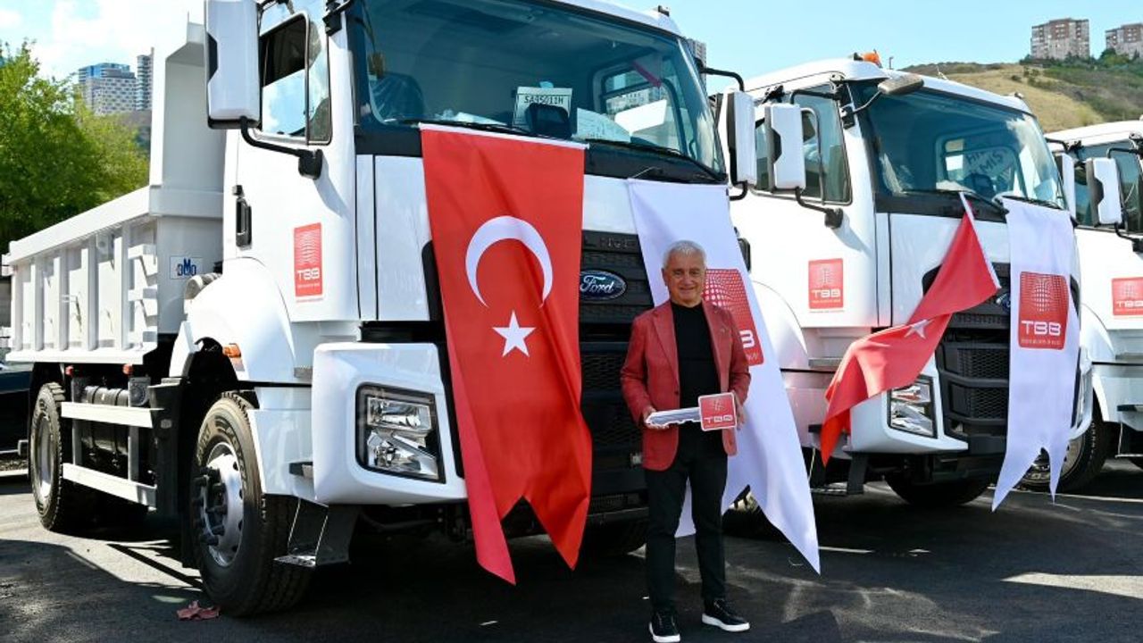 Türkiye Belediyeler Birliği’nden önce Aksu'ya şimdi de Finike'ye