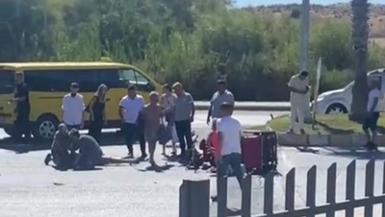 Manavgat'ta trafik kazası: 3 Alman turist yaralandı
