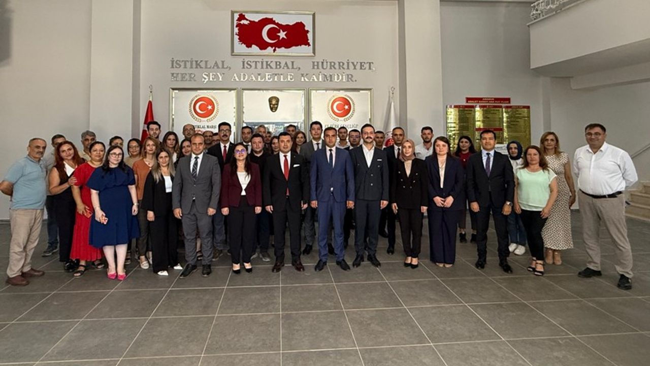 Anamur Adliyesi'nde adli yıl coşkusu