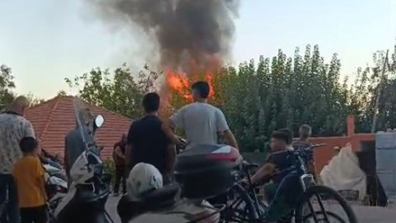 Kepez'de müstakil ev, alevlerin arasında kaldı!