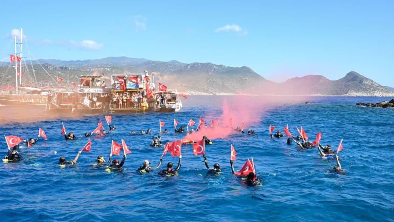 Antalya, Mustafa Ertuğrul Aker’i unutmadı