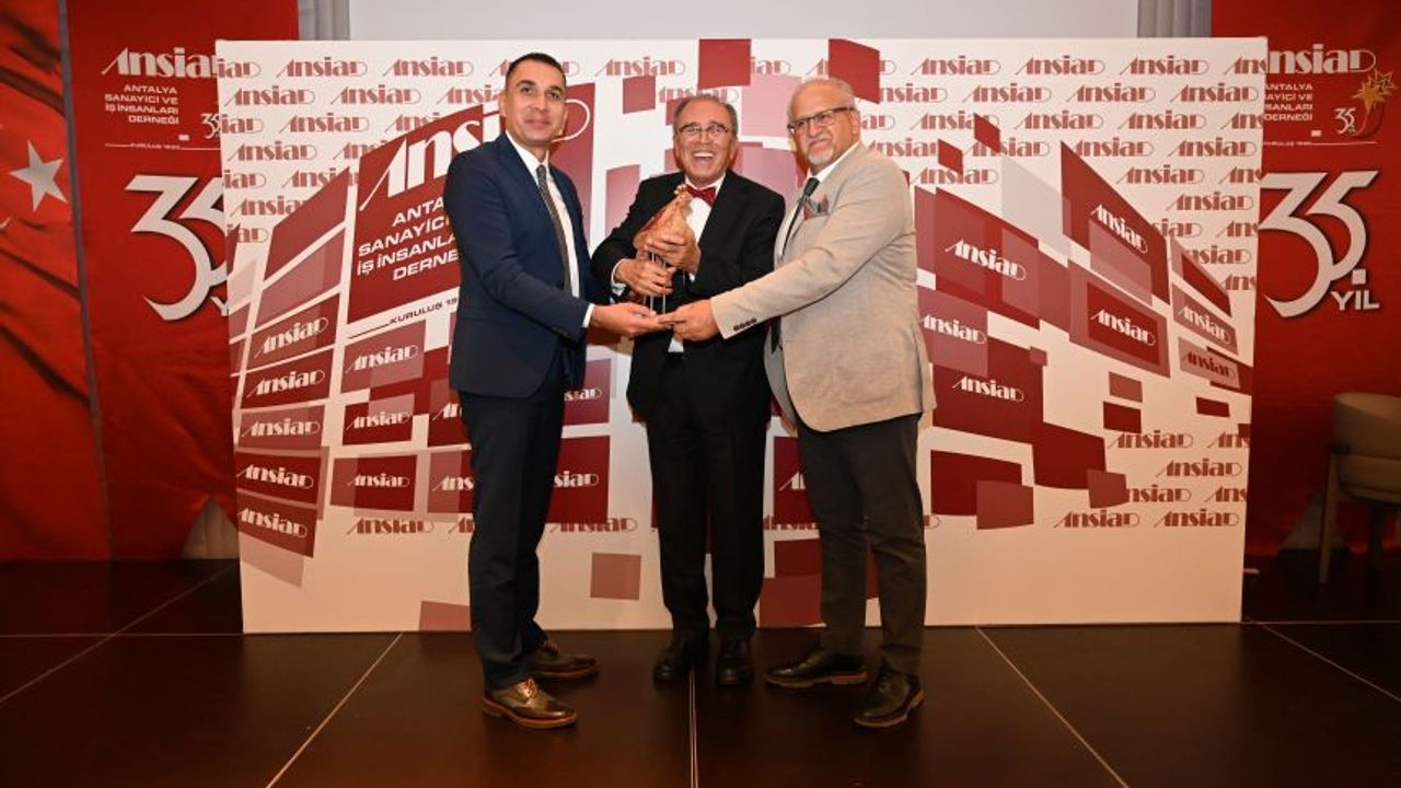 Cumhuriyet’in ikinci yüzyılında yeni vizyon çağrısı