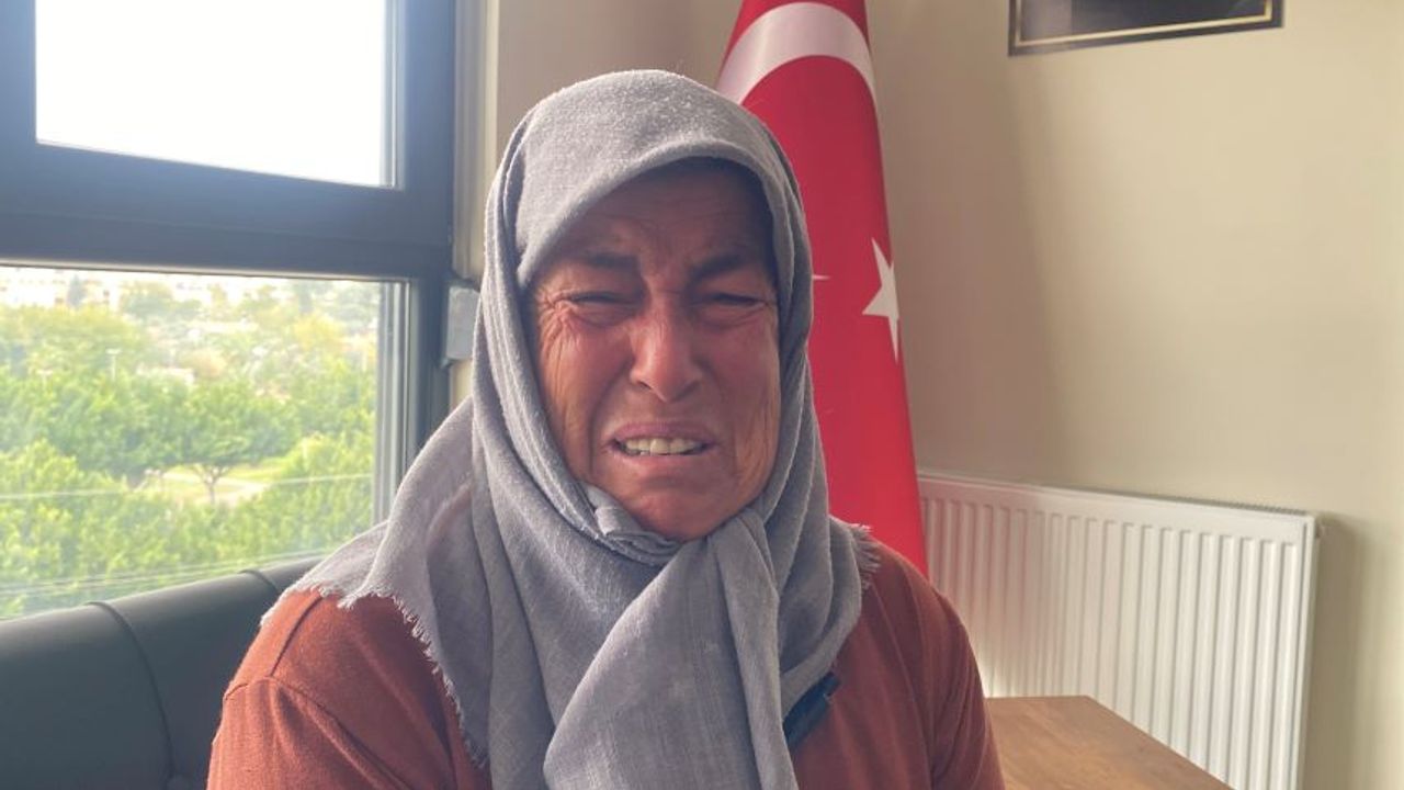Antalya'da bıçaklı cinayet davası: Acılı anne gözyaşları eşliğinde konuştu