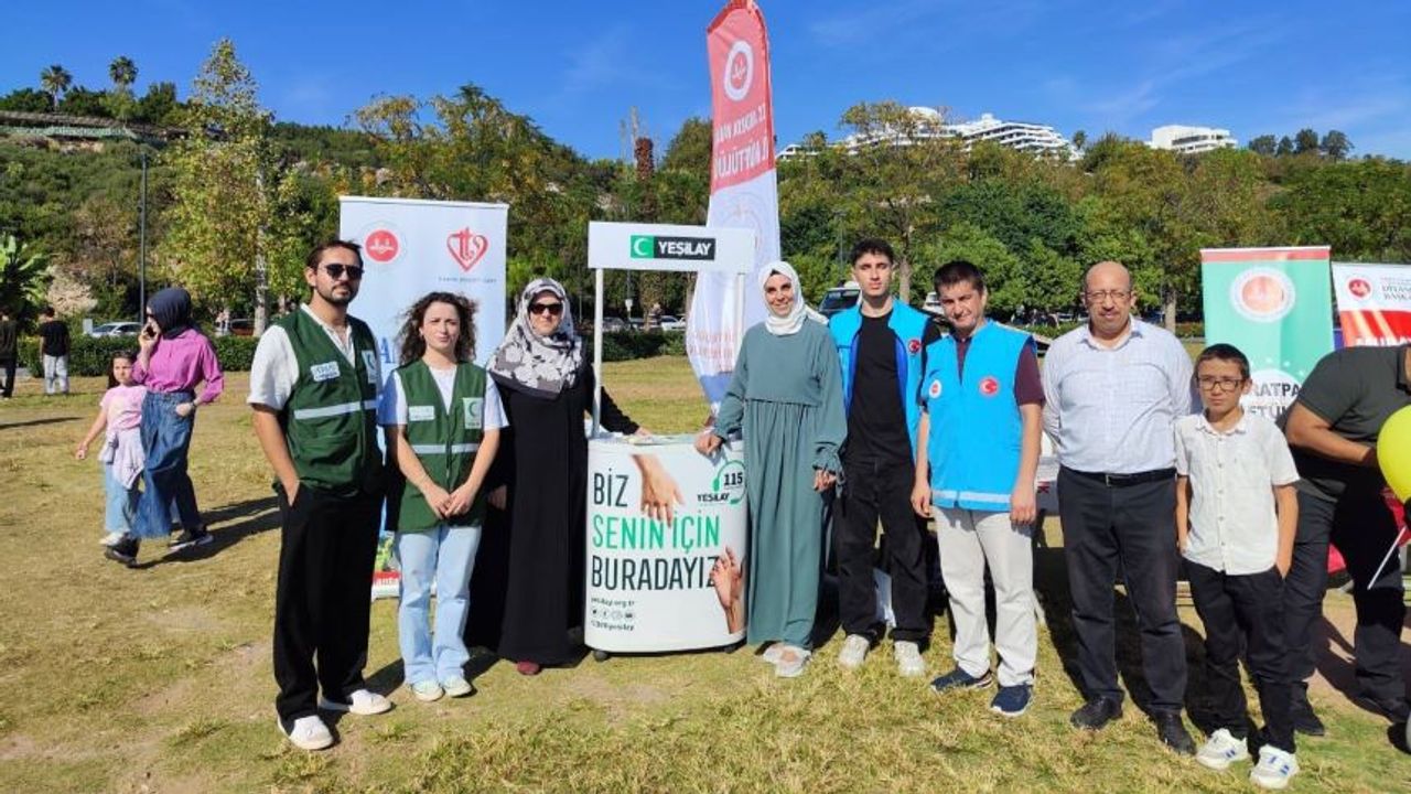 Antalya’da gençlik şenliğinde bağımlılıkla mücadele anlatıldı