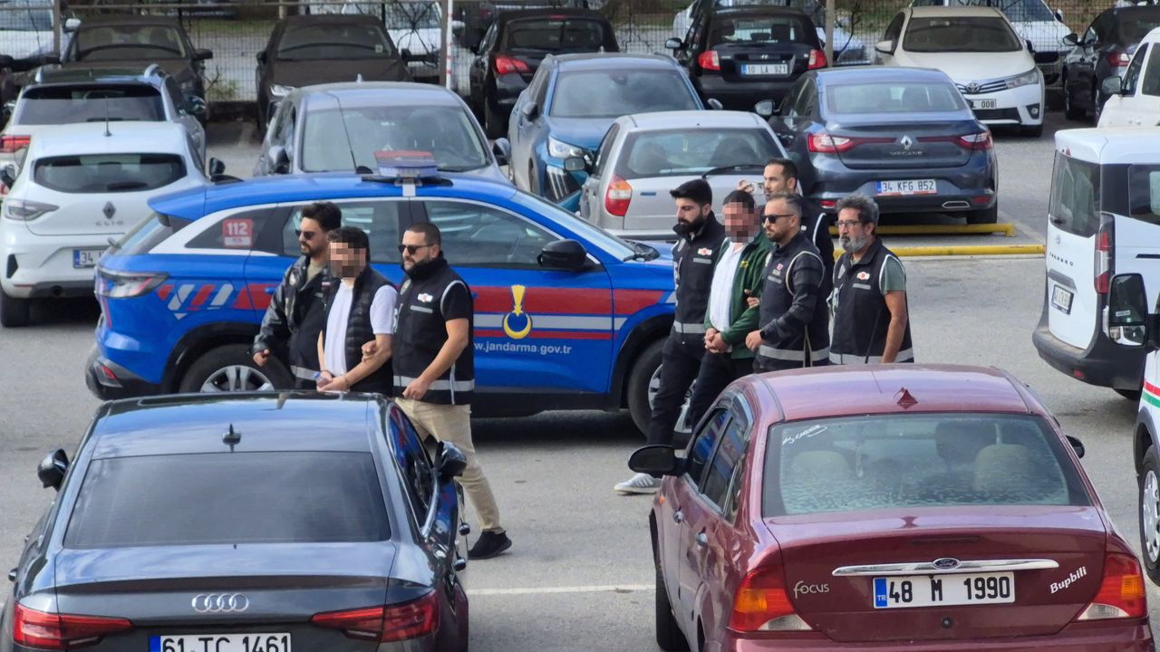 Bodrum'daki rüşvet operasyonunda CHP'li meclis üyesi suçüstü yakalanmış