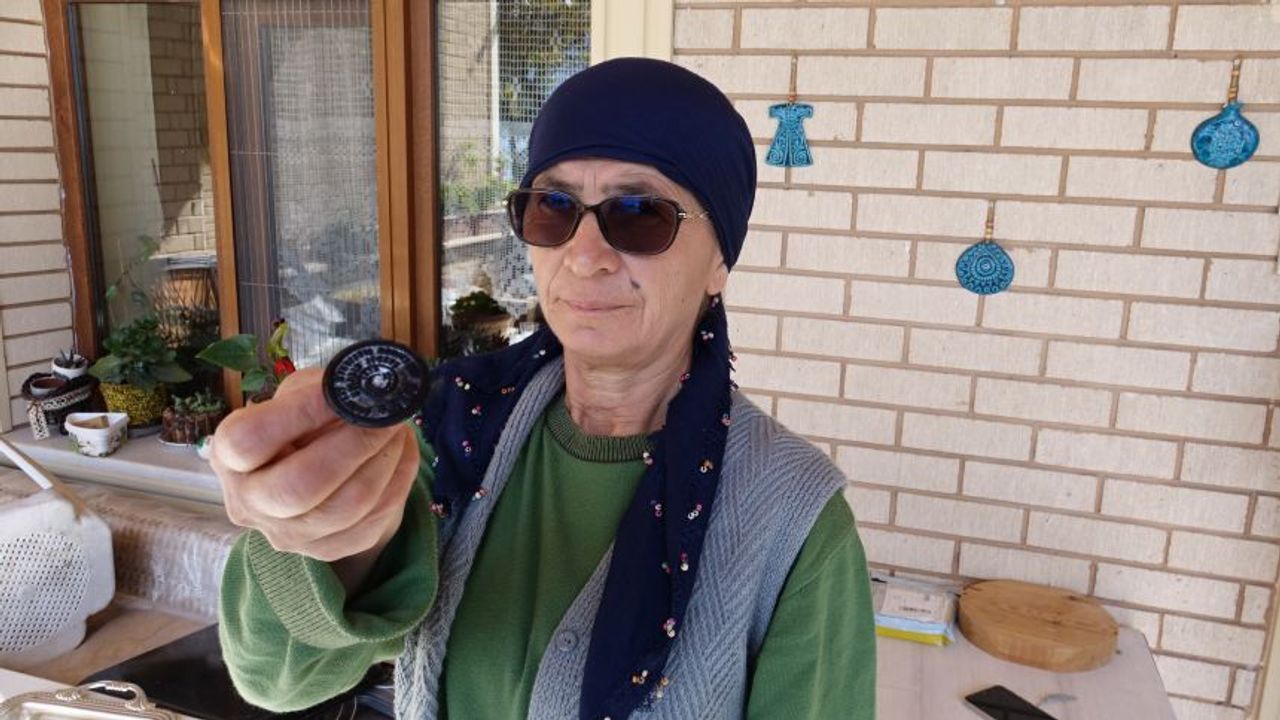 Eğirdir’in 'Muhtar teyzesi': Mührü 16 yıldır kimse alamıyor