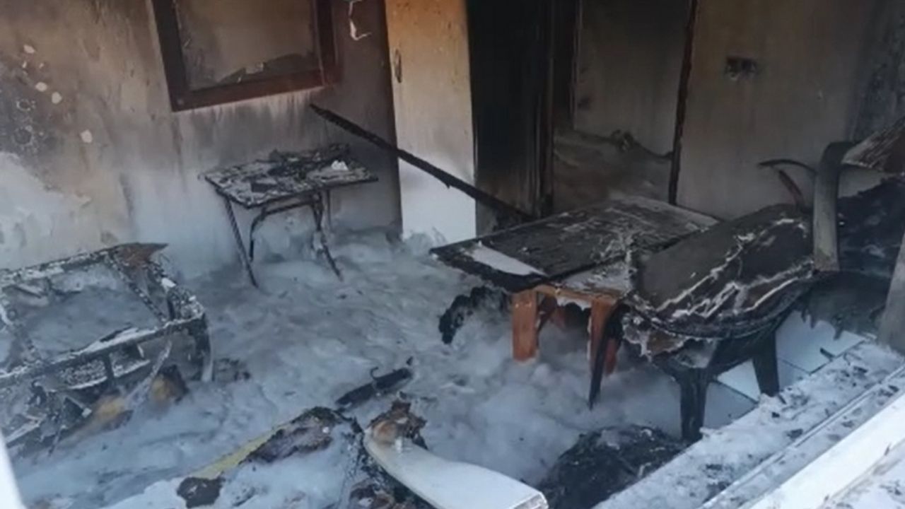 Manavgat'ta ev küle döndü!