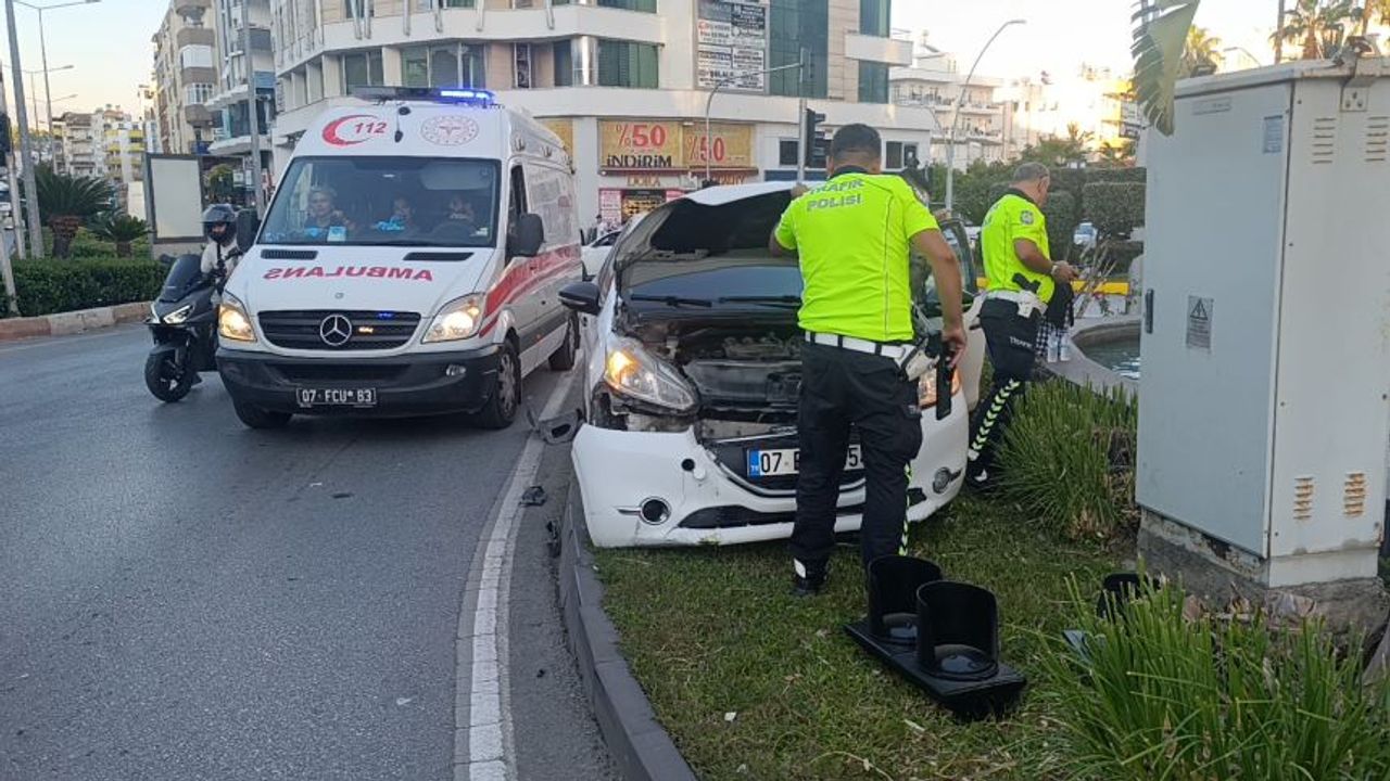 Manavgat'ta kaza yapan sürücü hastaneye gitmek istemedi