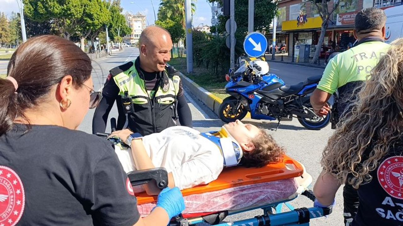 Kaza yapan genç, kendine yardım eden polise ne sözü verdi?