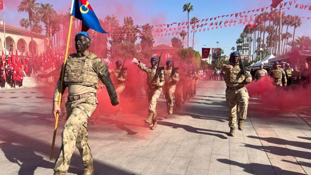 Mersin'de Cumhuriyet Bayramı coşkusu