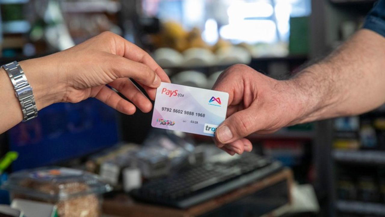 Mersin’de dar gelirli vatandaşlara dev destek! Büyükşehir, “Halk Kart" sahiplerine 7 milyon TL yatırdı