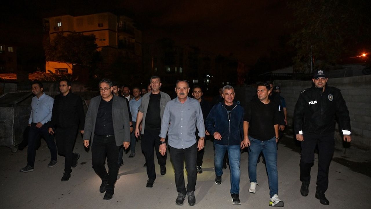 Antalya Emniyet Müdürü Zaimoğlu gece denetiminde