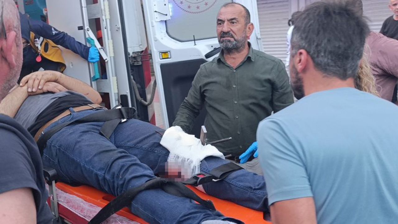 Antalya’da görünmez kaza! Trabzon hurması toplarken bacağına demir korkuluk saplandı