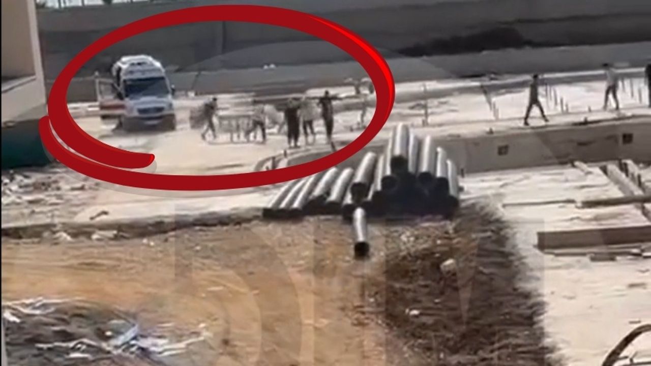 Antalya'da beton pompası devrildi: 1 işçi hayatını kaybetti