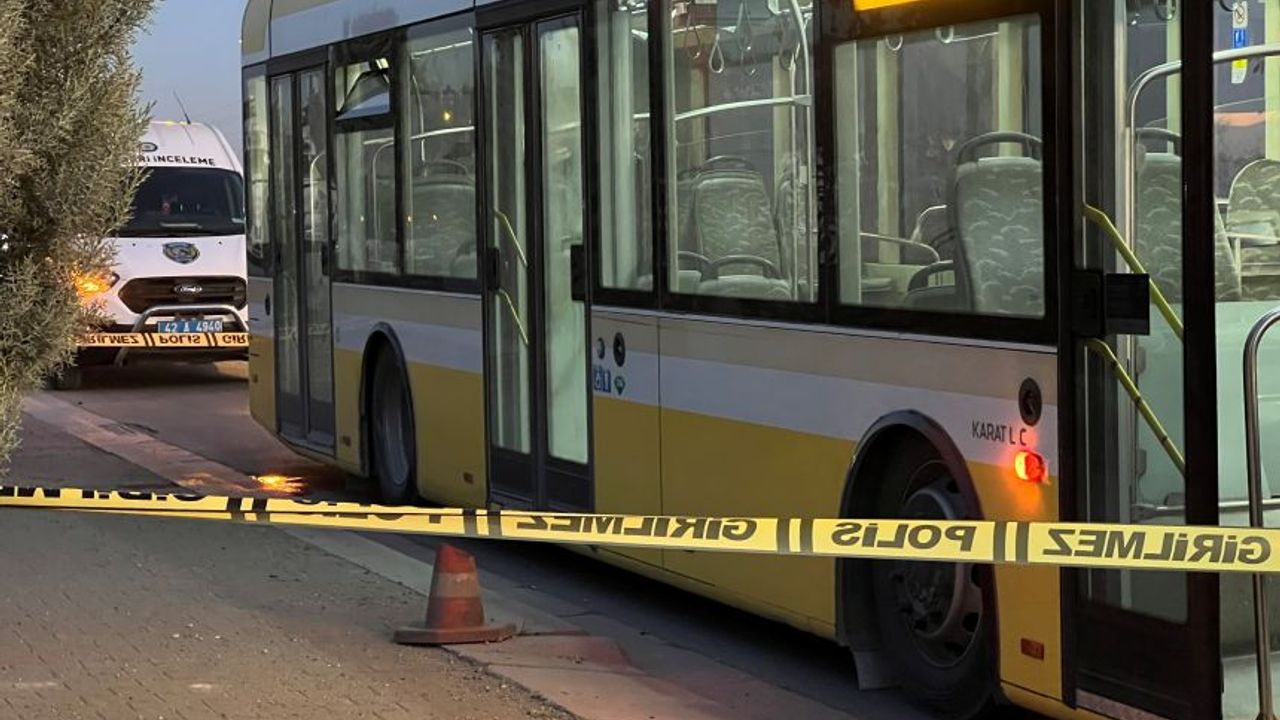 Otobüste 'yan baktın' tartışması! 21 yaşındaki genç ağır yaralı