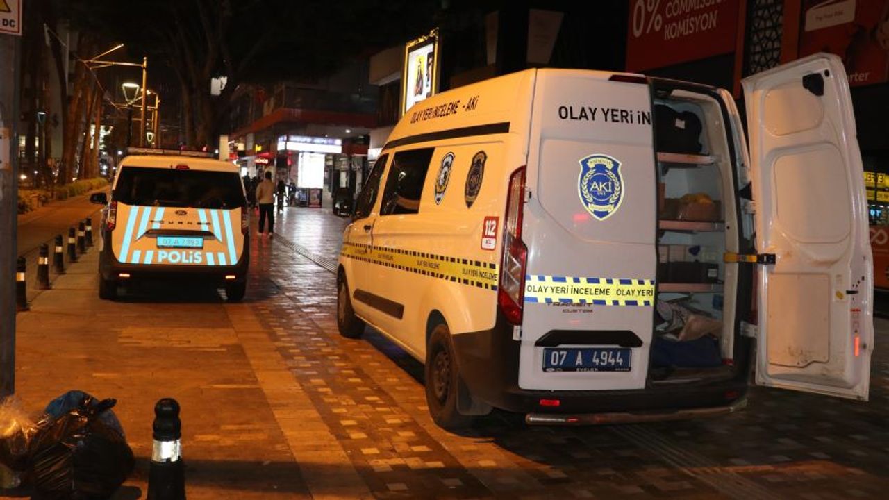Antalya merkezde sır ölüm! 7 katlı iş hanında ceset bulundu