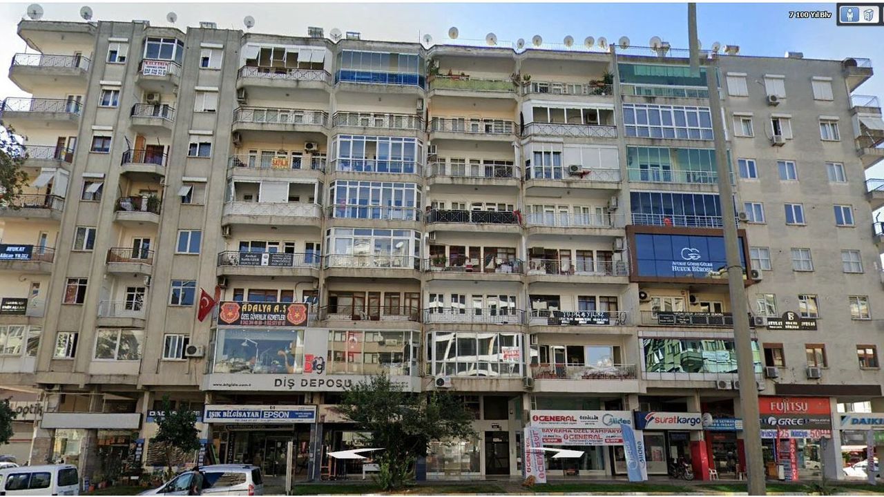 Antalya tabela çöplüğüne döndü: Yönetmelik var, denetim yok!