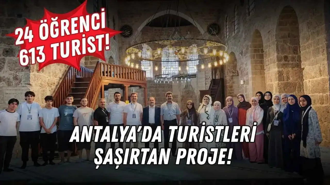 Antalya'da lise öğrencileri camileri İngilizce tanıttı
