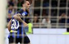 Hakan Çalhanoğlu tarih yazdı! İtalya Serie A’da şampiyon Inter