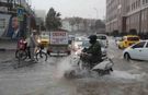 Antalya'da fırtına! Kuryelerin trafiğe çıkması yasaklandı mı?