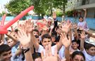 Kemer'de Necati Topaloğlu'na öğrencilerden sevgi seli