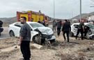 Isparta’da iki otomobil çarpıştı! Ortalık savaş alanına döndü