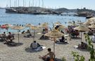 Bodrum'da sıcak hava tatilcileri kıyıya döktü
