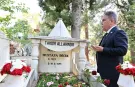Muhittin Böcek babasını unutmadı: "Yokluğunu her zamankinden daha derinden hissediyorum"