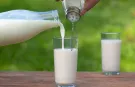 Süte bir tutam tuz atın, etkisini görün! Çok şaşıracaksınız