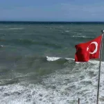 Mersin sahillerinde fırtına etkisi