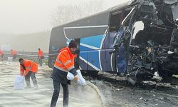 Otoyoldaki zincirleme trafik kazasına Bakan Koca'dan açıklama