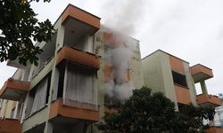 3 katlı apartmanda yangın çıktı