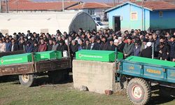 Afyonkarahisar'da vahşet toprakla son buldu: Cenazeler yan yana gömüldü