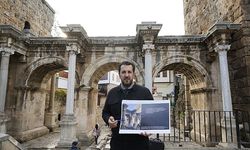 Antalya'da 1894 yıllık Hadrianus Kapısı, orijinal rengine kavuşacak