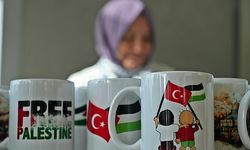 Antalya'da, kadınlardan Filistin'e destek