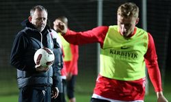 Sergen Yalçın, Antalyaspor'da ilk antrenmanını yaptı