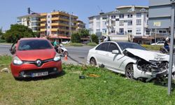 Gazipaşa'da trafik terörü: Kavşaktaki sinyalizasyon arızası faciaya ramak kaldı!