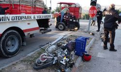 Motorsiklet ile traktör çarpıştı: Motorsiklet sürücüsü ağır yaralı