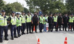  Jandarma ekiplerinden 500 üniversite öğrencisine eğitim