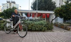 Yeşilbahçe Mahallesi'nin bisikletli muhtarı