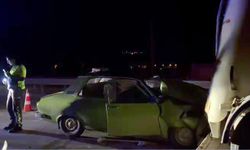 Burdur'da otomobil ve tır çarpıştı: 2 yaralı