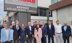 Dışişleri Bakanı Çavuşoğlu. TÜRSAB Akdeniz'de