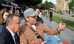 Böcek vatandaşları sandığa davet etti