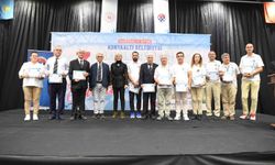 Konyaaltı Belediyesi, satranç şampiyonlarını ödüllendirdi