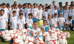 Kepez’de spor tesisleriyle gençlere yatırım